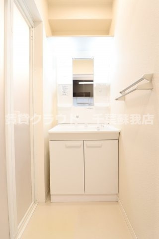 洗面設備　朝の準備に便利なシャンプードレッサーです！