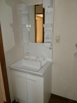 洗面設備　洗髪洗面化粧台