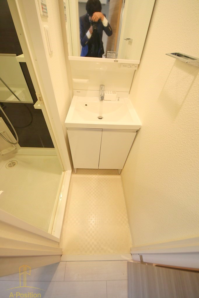 洗面設備　スプランディッド難波