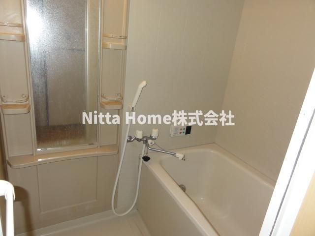 バス・シャワールーム　追い焚き機能・浴室乾燥機も設置済み◎