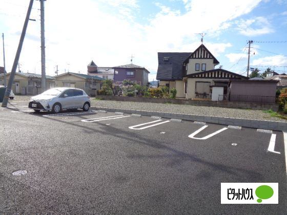 駐車場　駐輪場