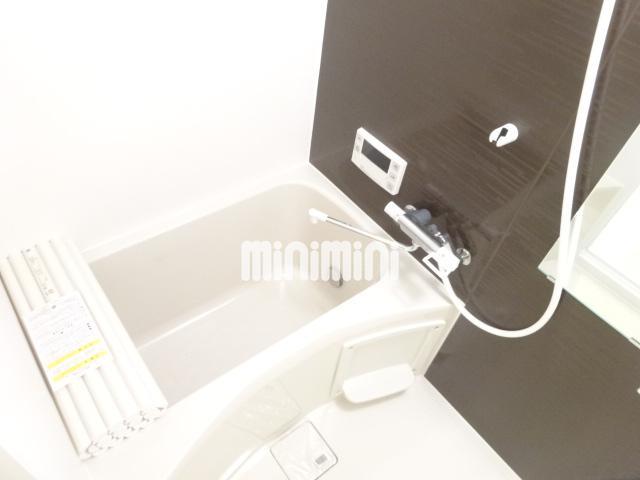 バス・シャワールーム　バスルーム