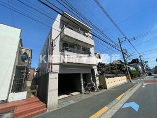 建物外観　外観は落ち着いています