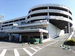 スーパー　Izumiya(イズミヤ) 六地蔵店（スーパー）まで1072m