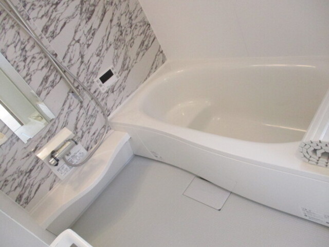 バス・シャワールーム　浴室
