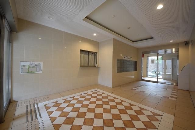 エントランス　★お問い合わせはタウンハウジングまで★