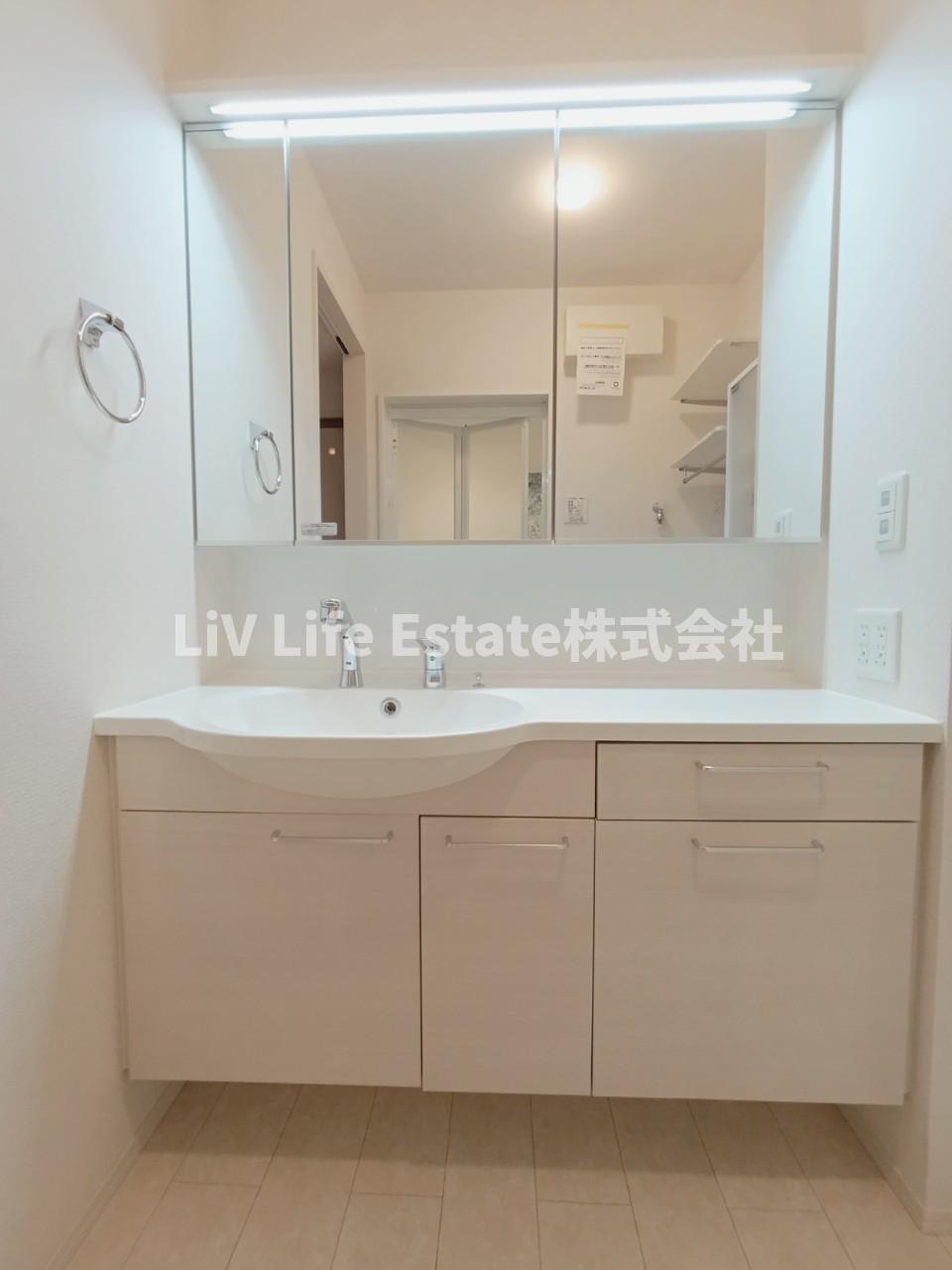 洗面設備　同仕様写真