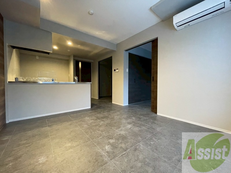 居室・リビング　広々としたリビングですね。使い勝手がよさそうですね！