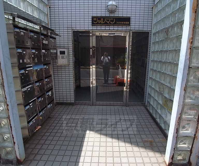 エントランス　エントランス部分です。