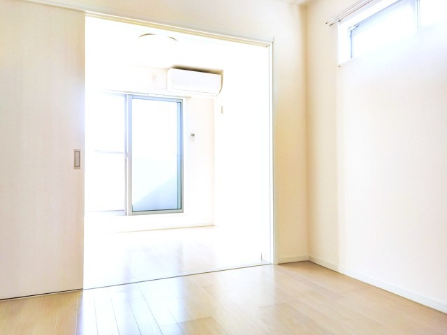 居室・リビング　同仕様