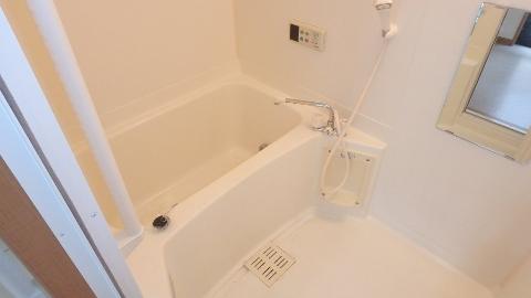 バス・シャワールーム　入浴時間が違っても安心の追炊き付き♪（イメージ）