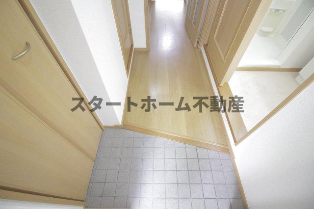 玄関　シンプルで使いやすい玄関です