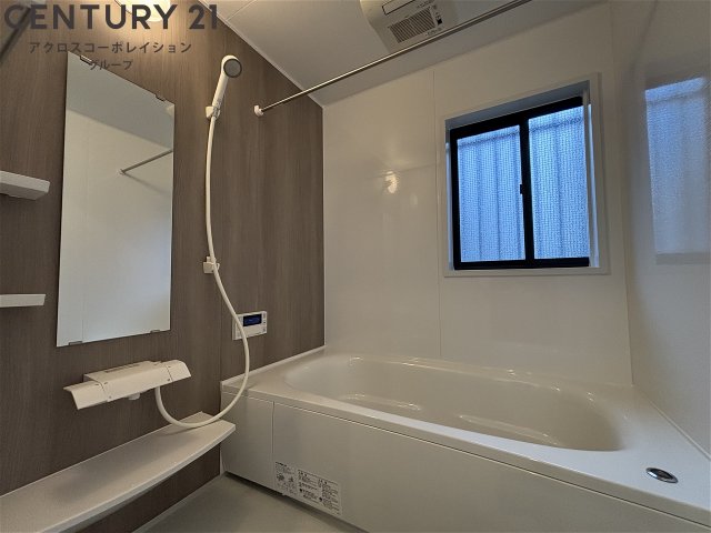 バス・シャワールーム　広々としたお風呂です！