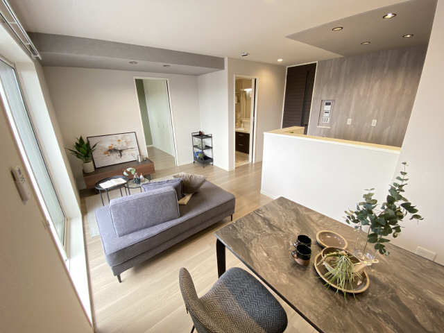 居室・リビング　家具家電小物はイメージ　実際の付帯はございません。