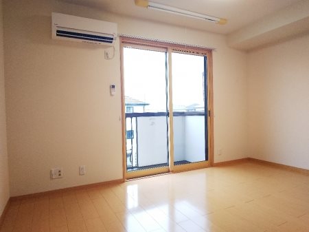 居室・リビング　※現況優先