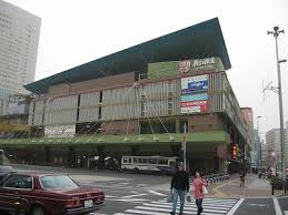 ショッピングセンター　アスナル金山（ショッピングセンター）まで464m