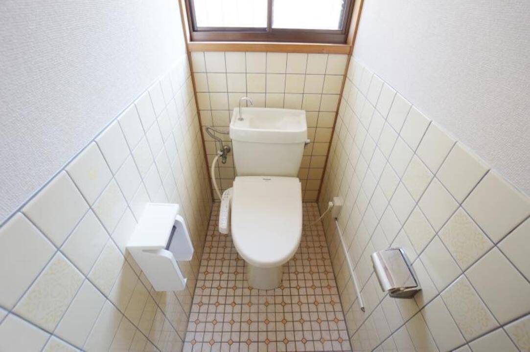 トイレ　トイレ