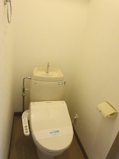 トイレ　ウォシュレット
