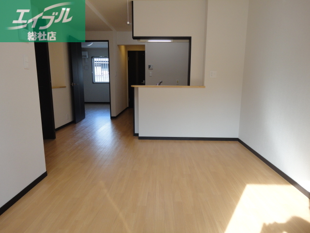 居室・リビング　リビング