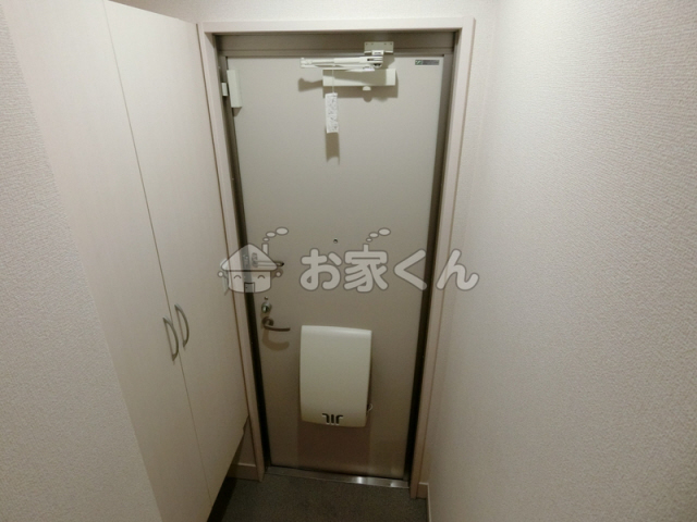 玄関　シューズボックス付き玄関