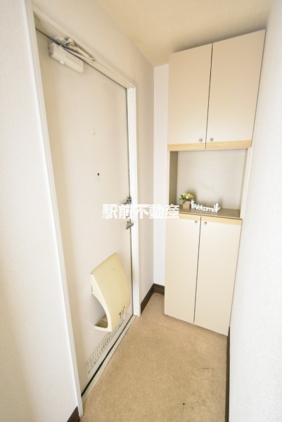 玄関　収納付き