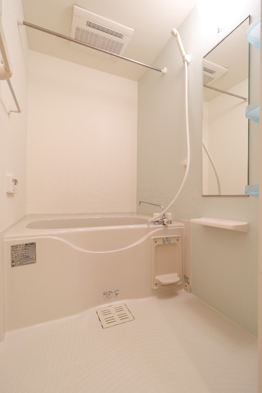 バス・シャワールーム　図面と現状に相違がある場合には現状を優先