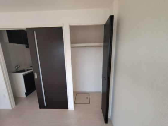 収納　※別部屋の写真です