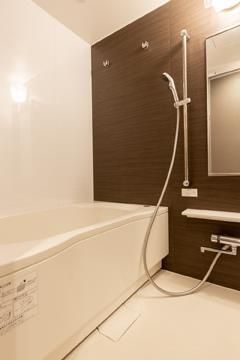 バス・シャワールーム　■追焚機能■浴室暖房乾燥機能■オートバス