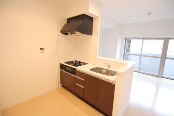 キッチン　※別部屋参考写真