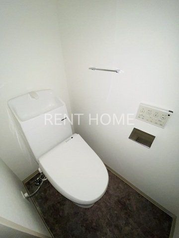 トイレ　ウォシュレット付き