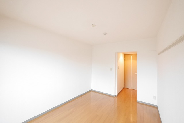 居室・リビング　パディーファイブ