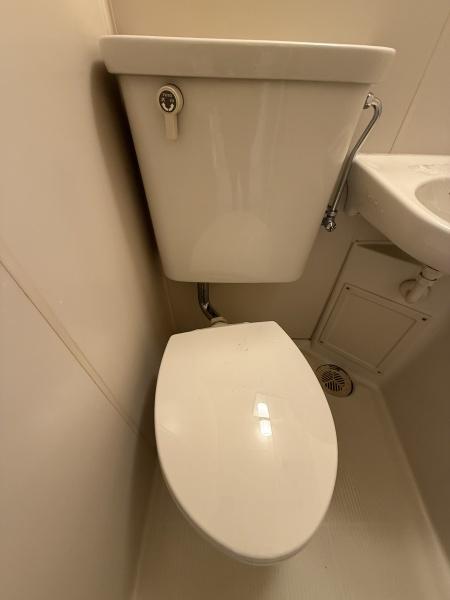 トイレ　別の部屋より