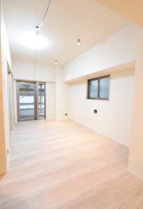 居室・リビング　内観1