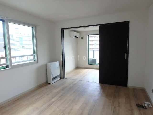 居室・リビング　同号室タイプ写真