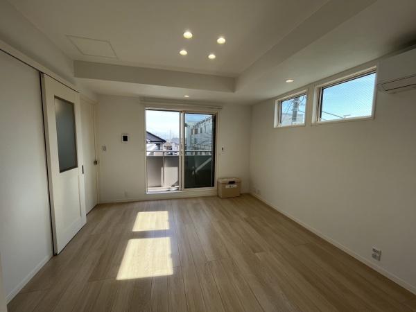 居室・リビング　明るいリビングダイニング！