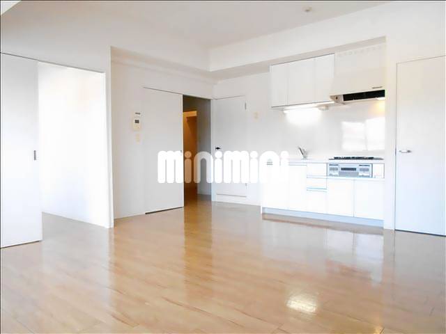 その他　エアコン付きリビング