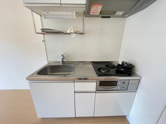 キッチン　※別部屋の写真です