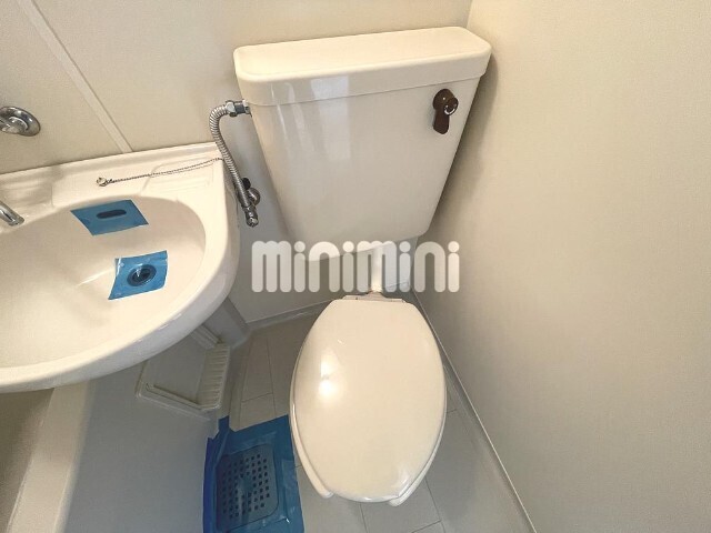 トイレ　バス・トイレ一体型ですのでお掃除もしやすいですね。