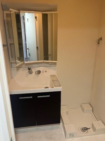 洗面設備　脱衣スペースもあります