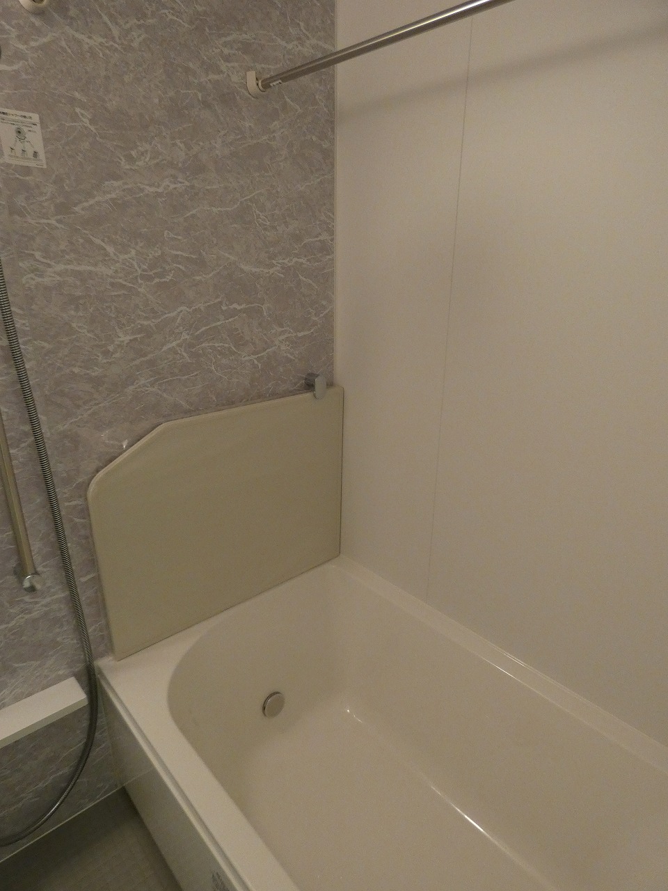 バス・シャワールーム　バス