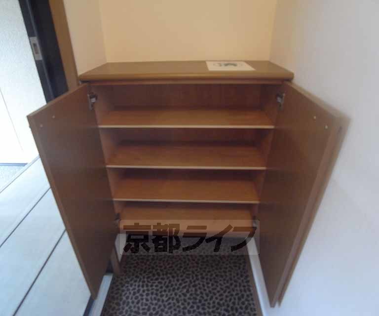 収納　２０３号室の写真です。