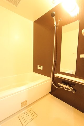 バス・シャワールーム　浴室です。 写真はイメージです。色仕様は現況優先になります。