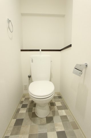 トイレ　トイレです。 写真はイメージです。色仕様は現況優先になります