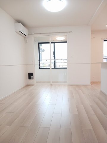 居室・リビング　ゆったりとした居間です