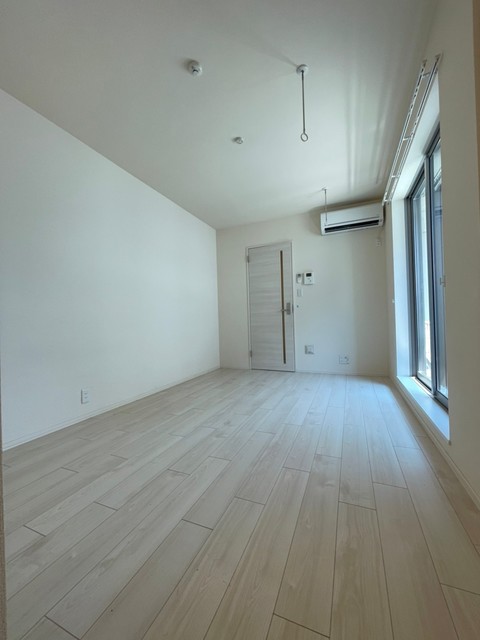 その他部屋・スペース　★明るいフローリングのお部屋です★
