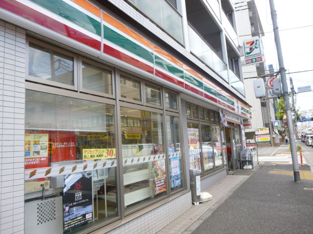 その他　セブンイレブン（その他）まで180m