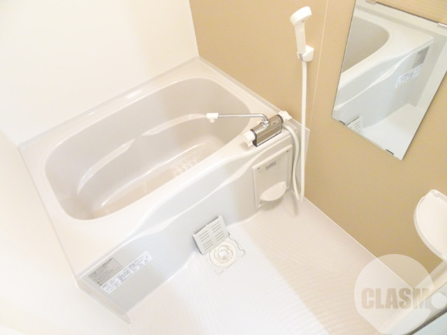 バス・シャワールーム　浴室乾燥機付きバス♪