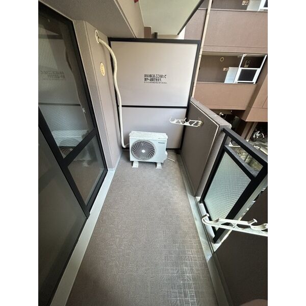 バルコニー　参考写真。現状優先