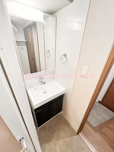 洗面設備　【女性のお一人暮らしでも安心のセキュリティ♪】