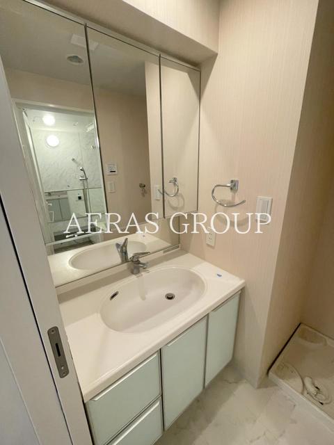 洗面設備　同仕様